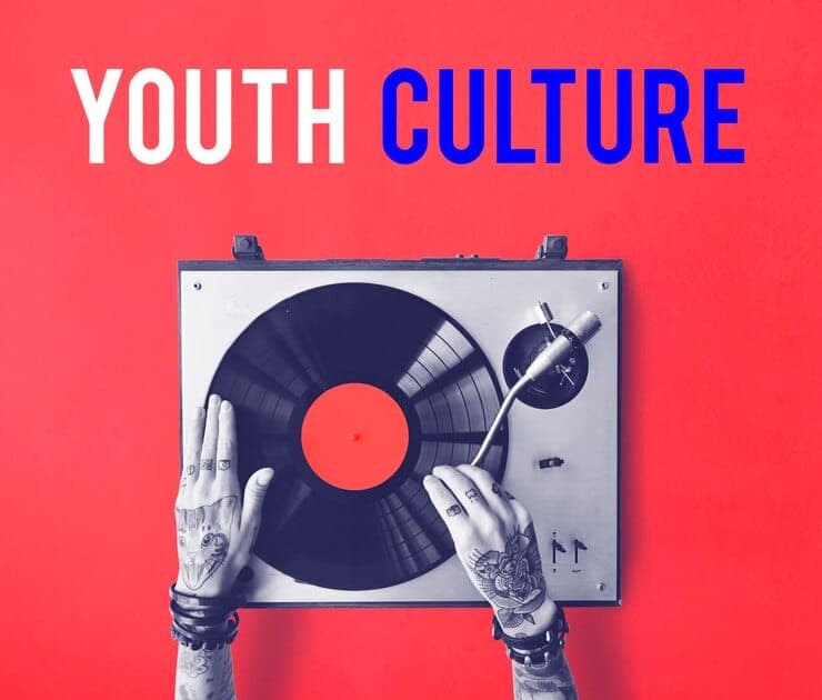 the-vinyl-revival-why-records-are-making-a-comeback-2